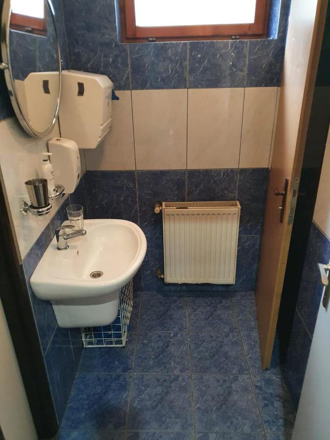 Apartman V Centre Mesta Martin Exteriör bild